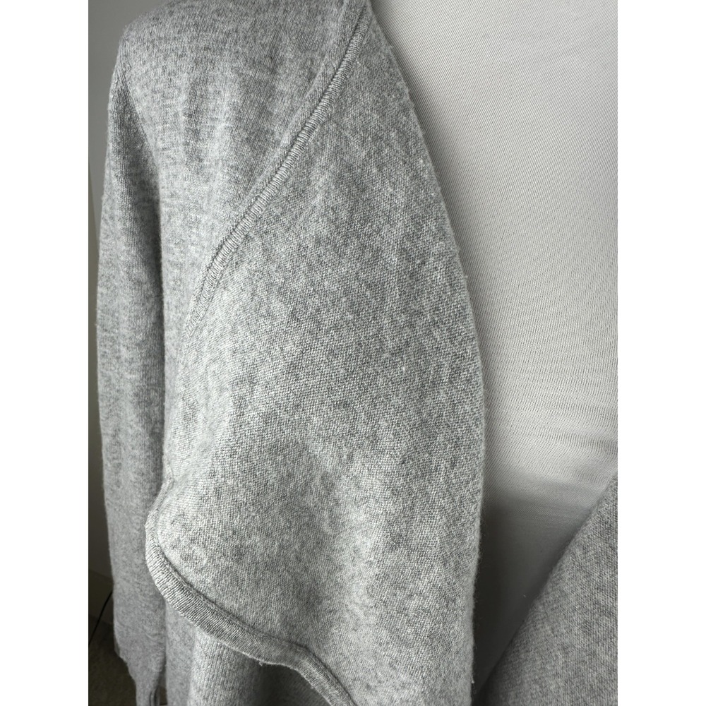 L.L. Bean 100% Cashmere Gray Open Front Cardigan Sweater Women's Medium Pockets - Picture 11 of 16